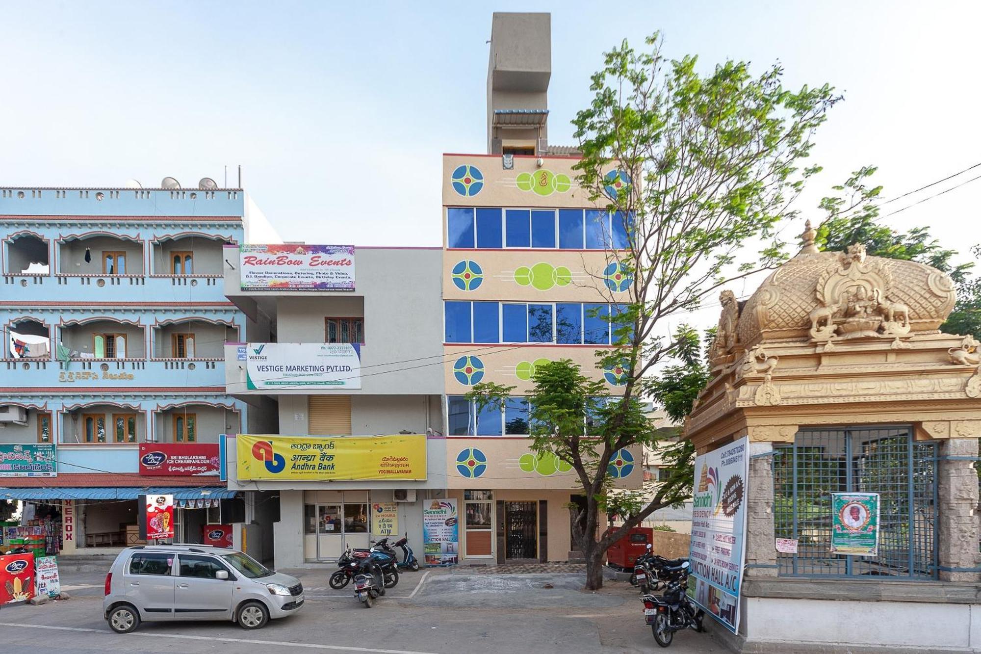Oyo Hotel Sannidhi Residency Tirupati Luaran gambar